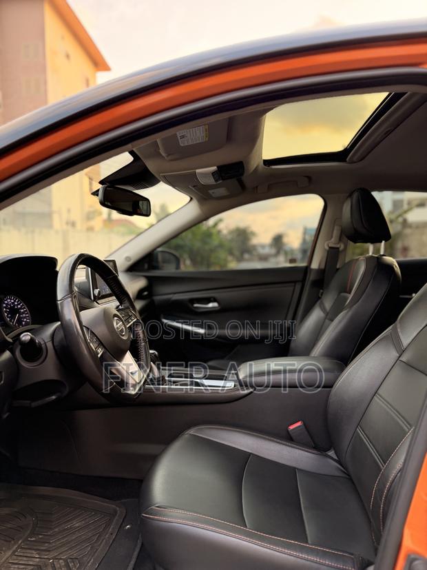 Nissan Sentra SR 2023 Orange · Photo 8