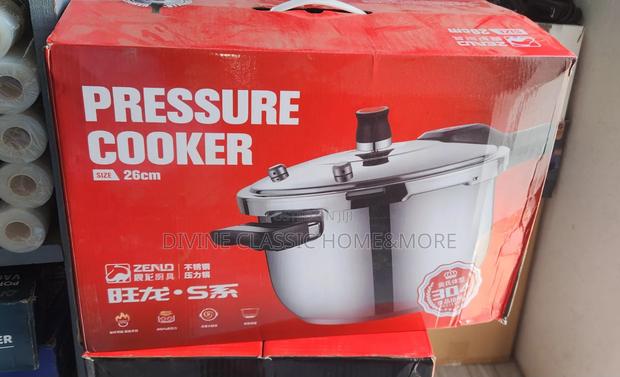 Zenlo 8lit Stainless Steel Pressure Cooker · Photo 3