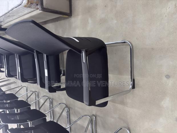 Visitor/Conference Chair · Photo 1