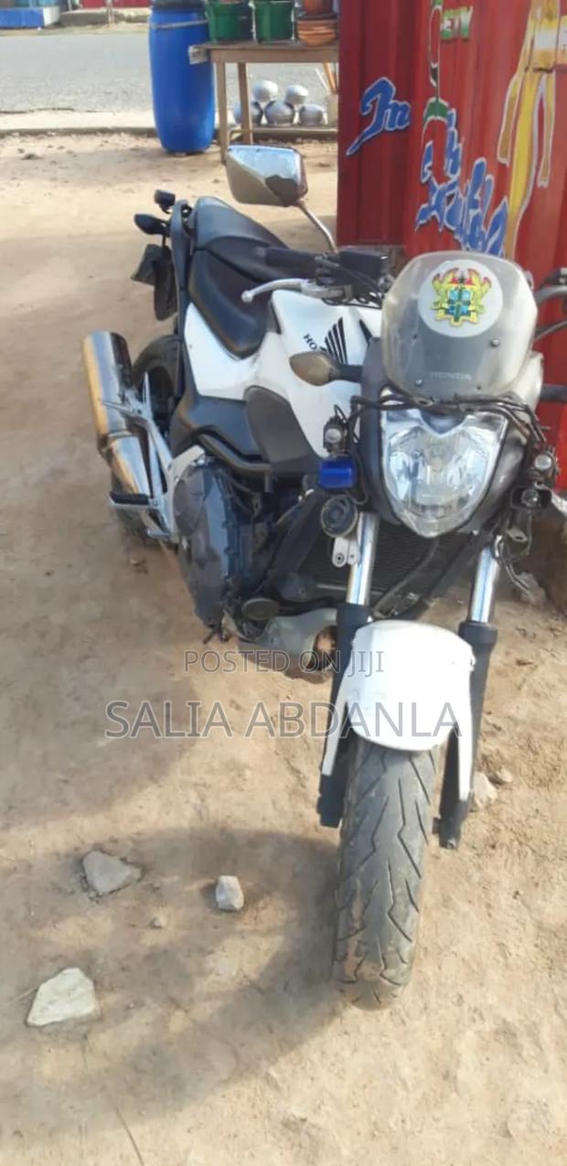 Honda NC700X 2009 White · Photo 2
