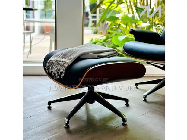 Office Lounge Chair (Eames Chair) · Photo 4