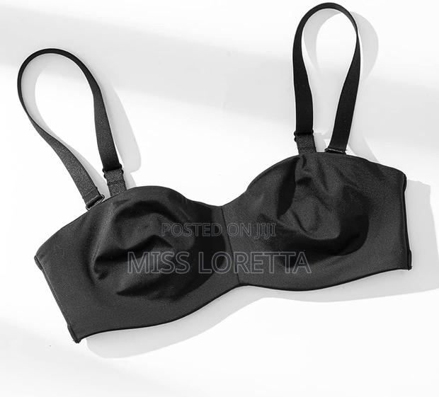 Strapless Minimizer Bra · Photo 4