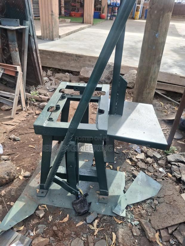 Local Made Block Machine · Photo 3