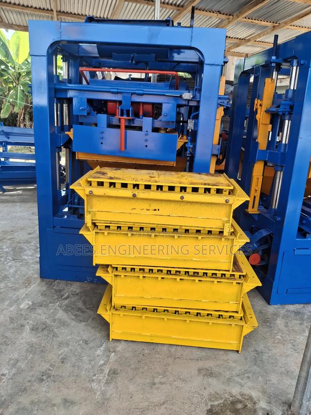 Moulds For Block Machines · Photo 3
