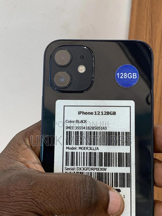 Apple iPhone 12 128 GB Blue · Photo 3