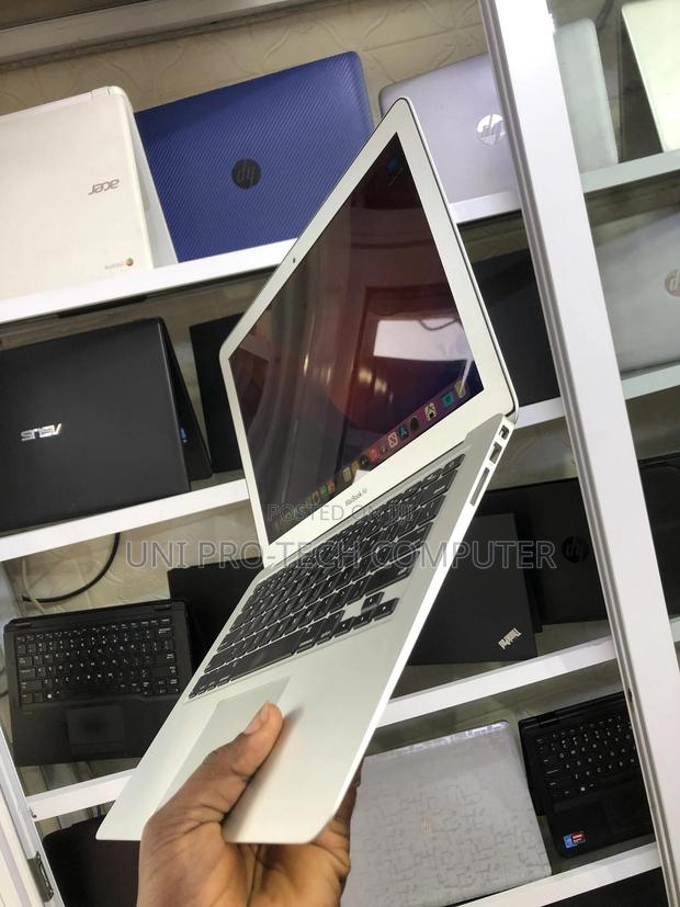 Laptop Apple MacBook Air 8GB Intel Core I5 SSD 256GB · Photo 5