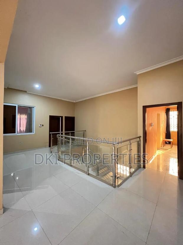 5bdrm House in Dki Properties, Community 25 for sale · Photo 2