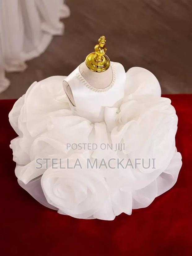 Elegant Gowns for 2-6yrs · Photo 1
