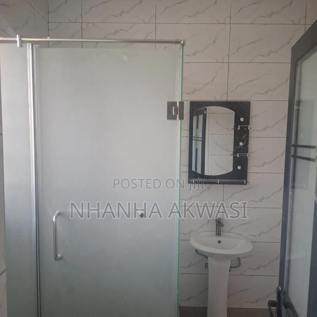 2bdrm Apartment in Lashibi Mf, Tema Metropolitan for rent · Photo 2