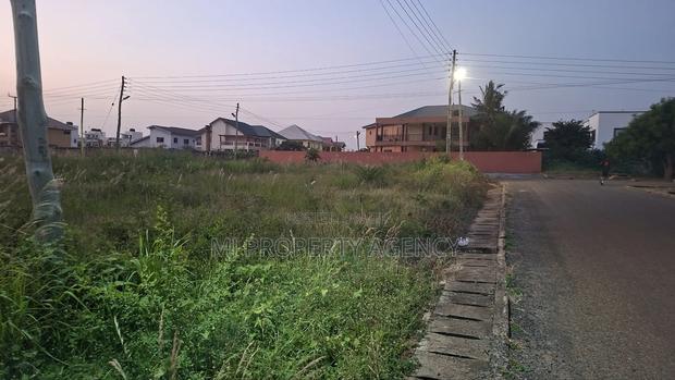 7 Acres Residential Plots at Community 25 HFC Estate · Photo 2