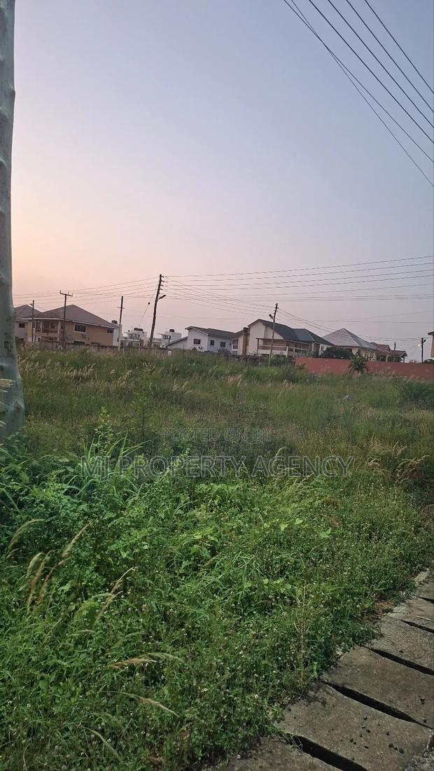 7 Acres Residential Plots at Community 25 HFC Estate · Photo 1