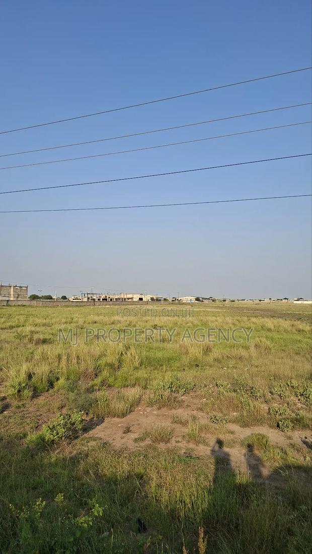 13 Acres Industrial Commercial Land at Prampram · Photo 3