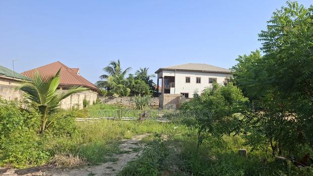 1 and Half Plots at Tema Community 25 Near Devtraco · Photo 2