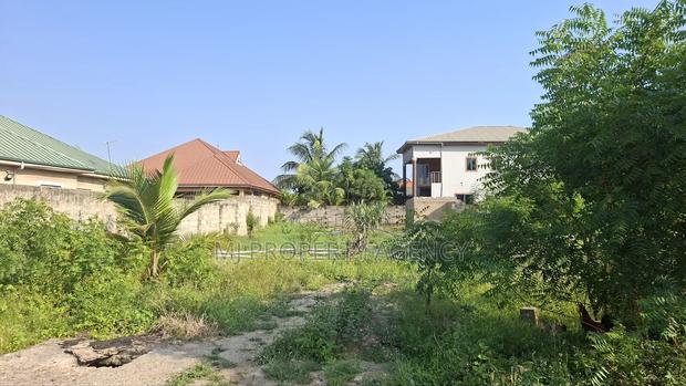 1 and Half Plots at Tema Community 25 Near Devtraco · Photo 1