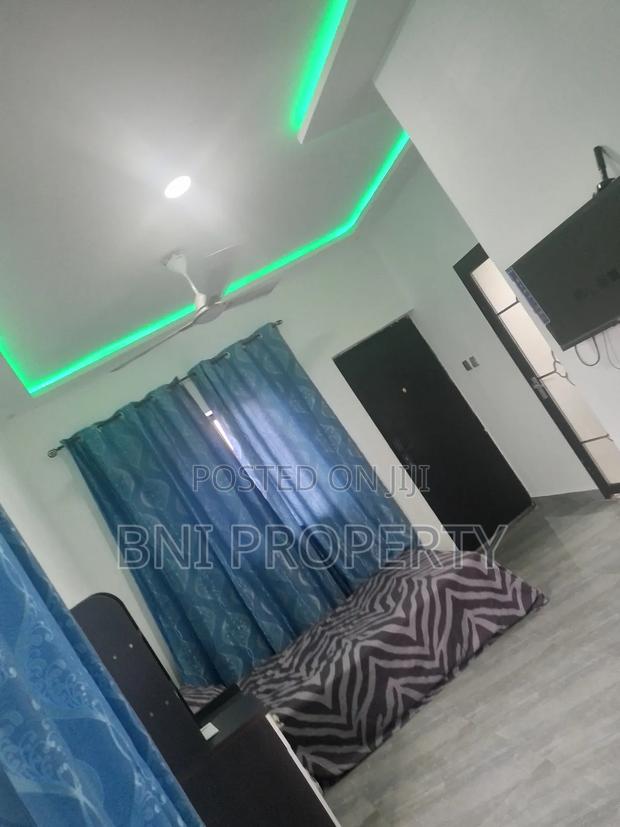 Furnished Single Bedroom and Balcony at Kwabenya · Photo 2