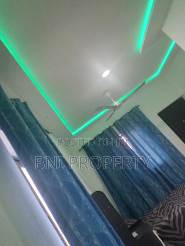 Furnished Single Bedroom and Balcony at Kwabenya · Photo 3