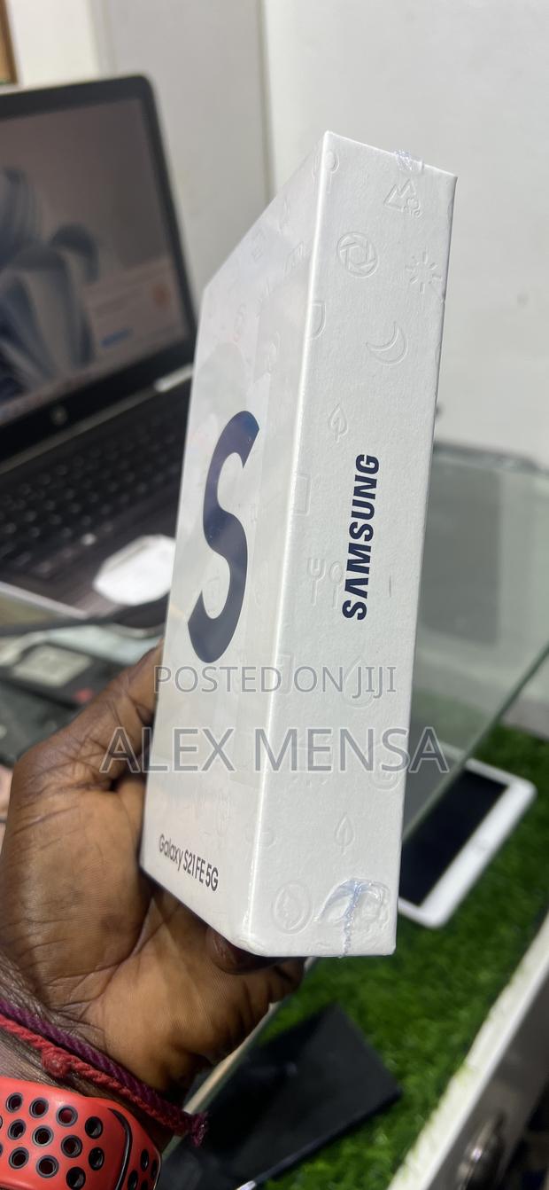 New Samsung Galaxy S21 FE 128 GB Purple · Photo 1