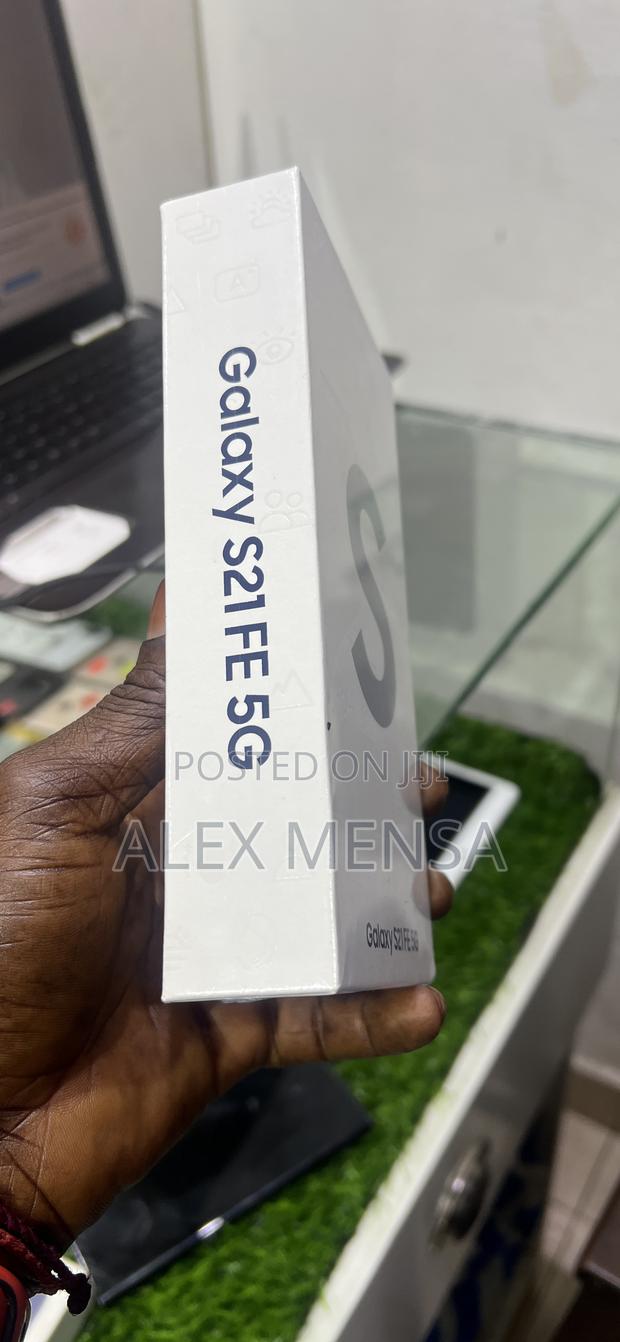 New Samsung Galaxy S21 FE 128 GB Purple · Photo 2