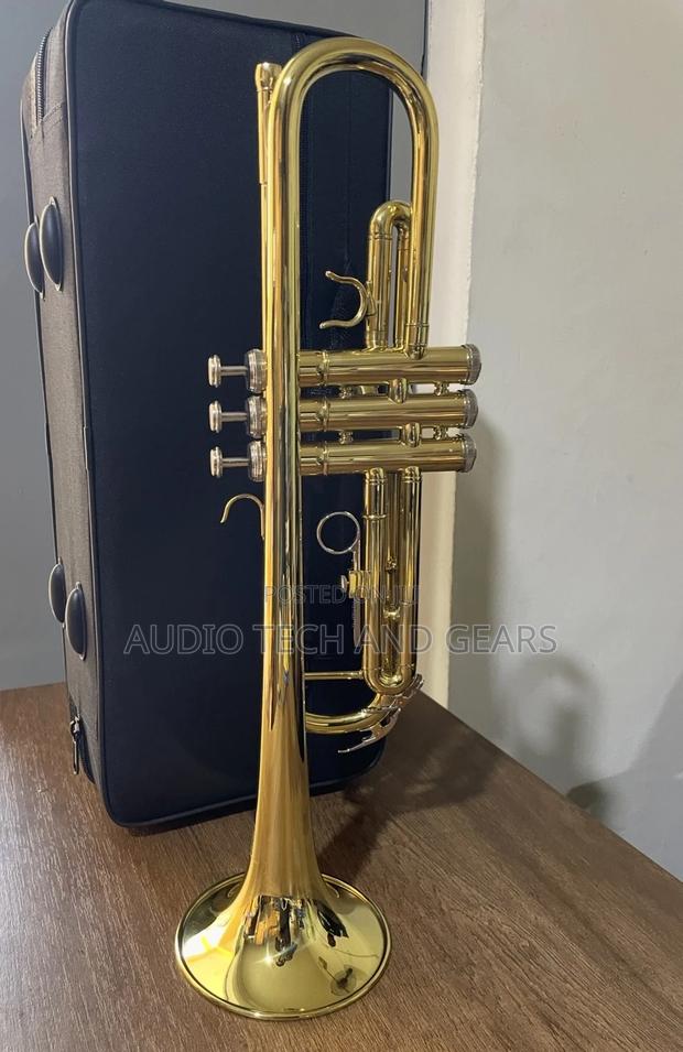 Yamaha Trumpet (Gold) · Photo 1