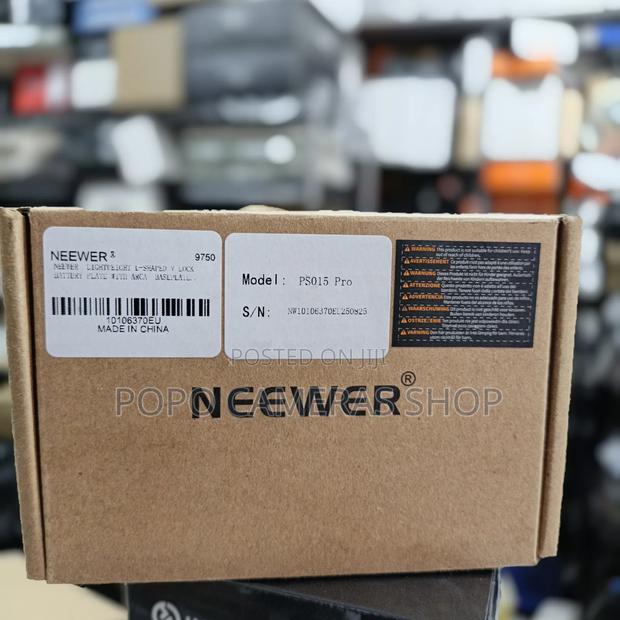 Neewer Pro Foldable v Mount Plate · Photo 2