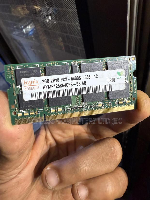 Pc2 / Ddr2 Laptop Memory 2gb Original From Uk · Photo 3