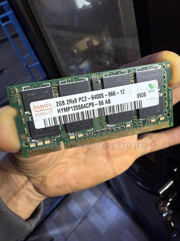 Pc2 / Ddr2 Laptop Memory 2gb Original From Uk · Photo 1