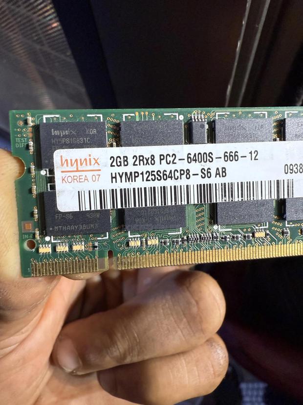 Pc2 / Ddr2 Laptop Memory 2gb Original From Uk · Photo 6