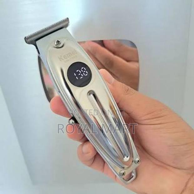 Chargeable Men Shaving Machine · Photo 2