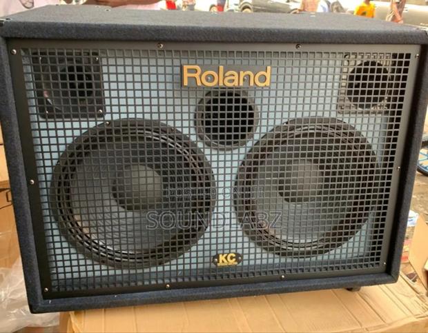 Roland Kc-880 Stereo Keyboard Amplifier Speaker · Photo 1