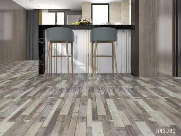 Quality Floor Stickers Available in Different Colours (36 Pieces) · Photo 3
