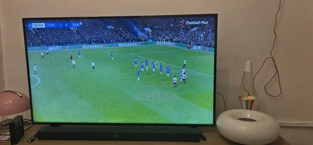 Samsung Television · Photo 2