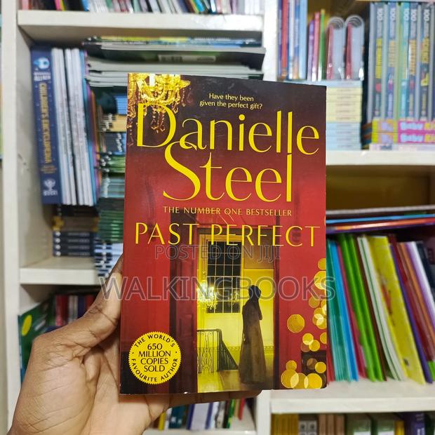 Danielle Steel Novels · Photo 6