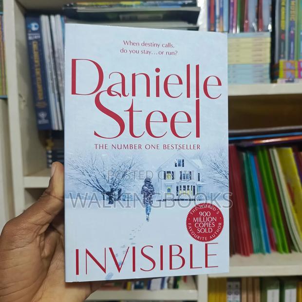 Danielle Steel Novels · Photo 7