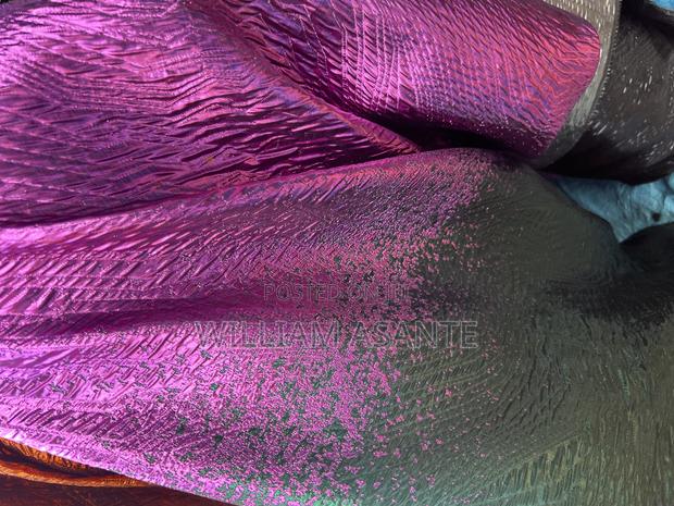 Glossy Brocade Fabrics · Photo 4
