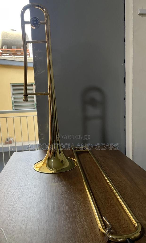 Yamaha Gold Trombone · Photo 2