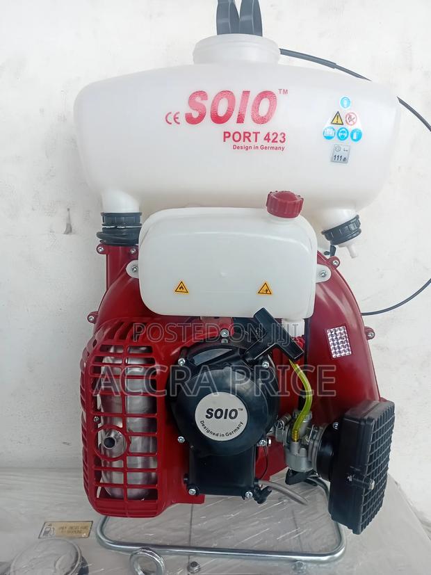 Field Solutions With Solo 423 Solo Sprayer Machine · Photo 1