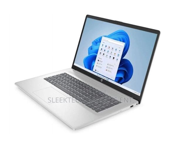 New Laptop HP Pavilion 15 8GB Intel Core i7 SSD 512GB · Photo 2