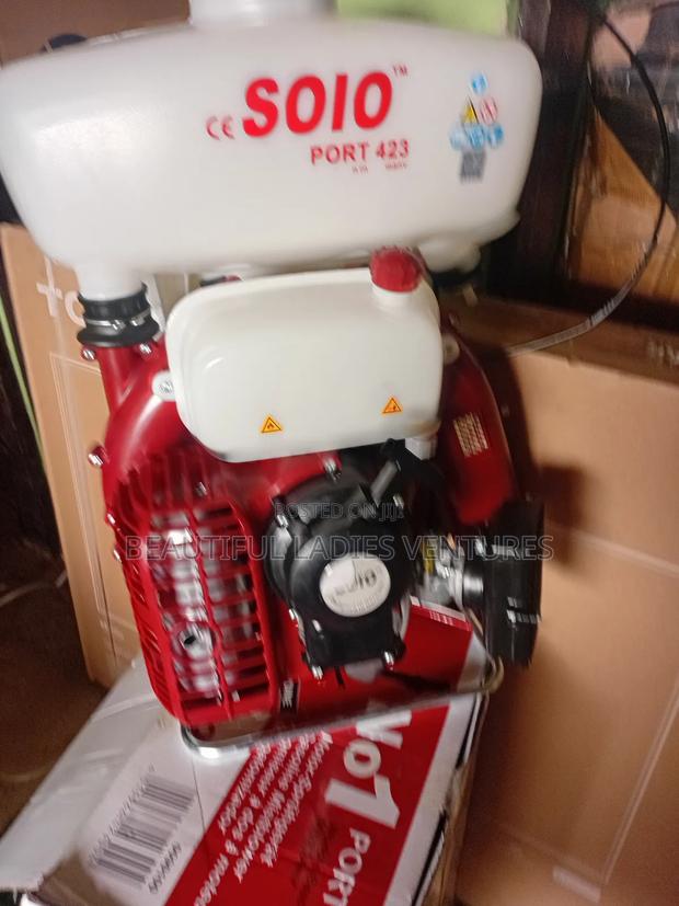 Solo Experience Smooth Spraying With the Unique Soloport 423
Machine · Photo 1