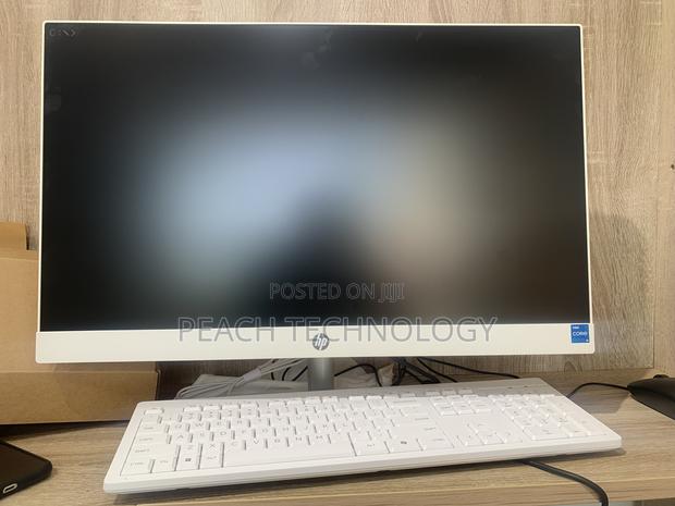 New Desktop Computer HP 8GB Intel Core i5 SSD 512GB · Photo 1