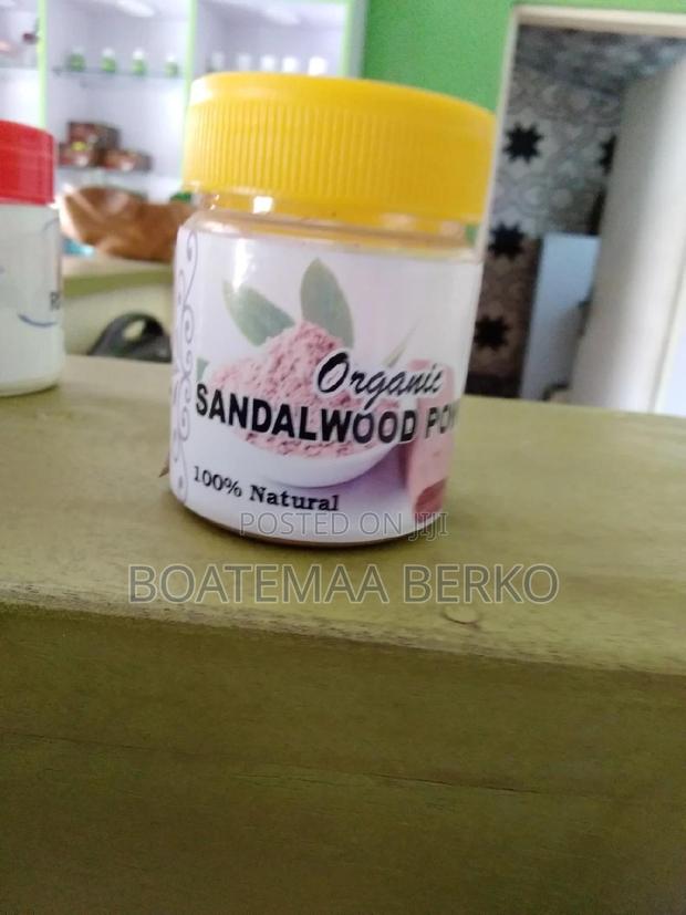Sandalwood Powder · Photo 3