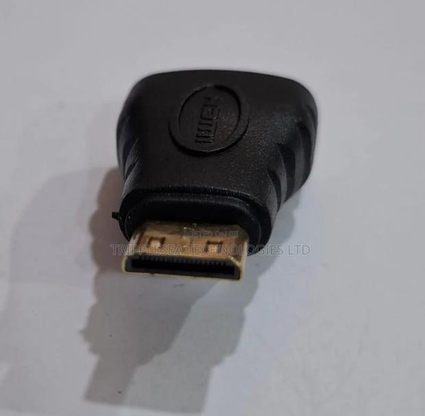 Mini Hdmi to Hdmi Converter · Photo 1