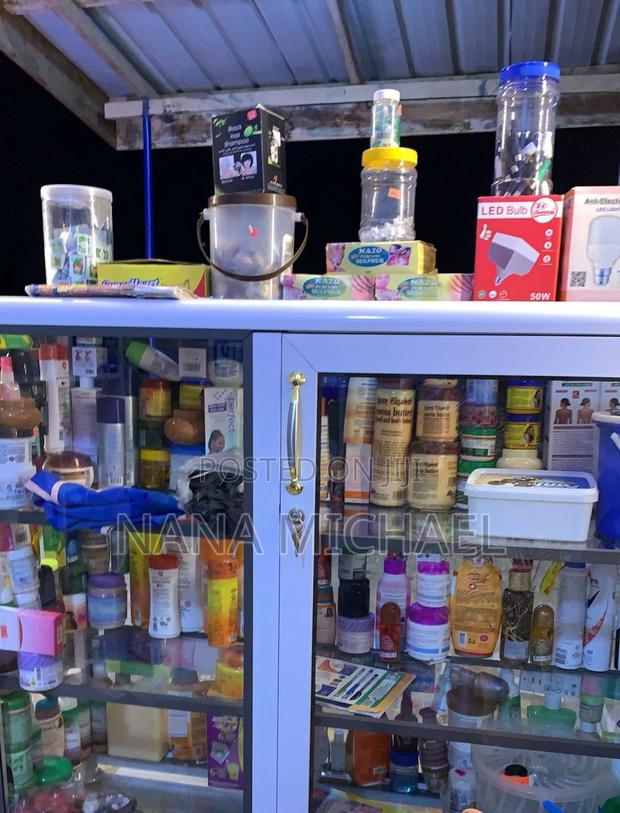 Container for Sale · Photo 3