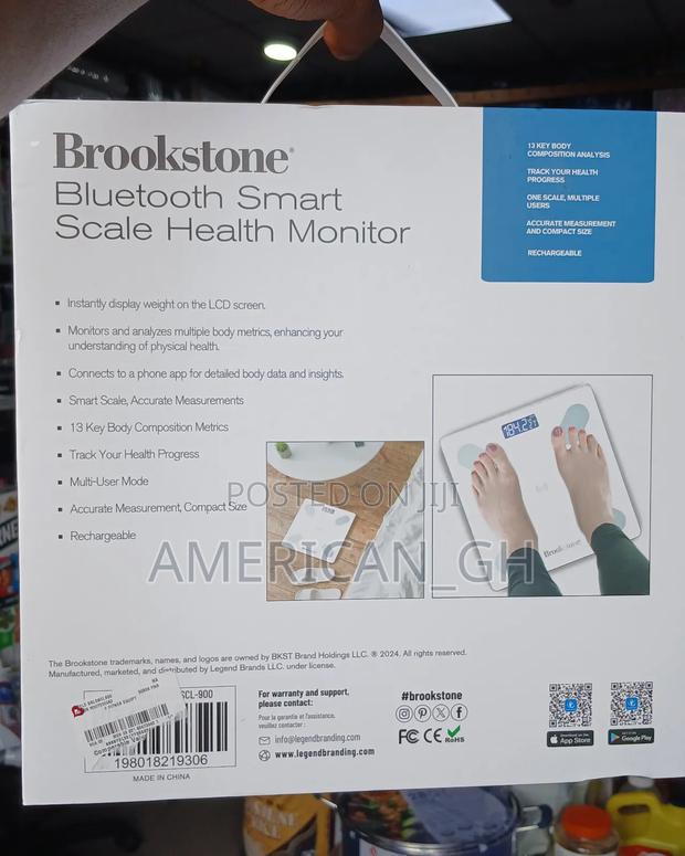 Brookstone Bluetooth Smart Scale Health Monitor · Photo 2