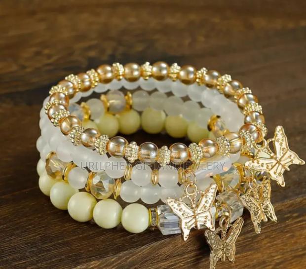 Stylish Beaded Bracelet · Photo 2