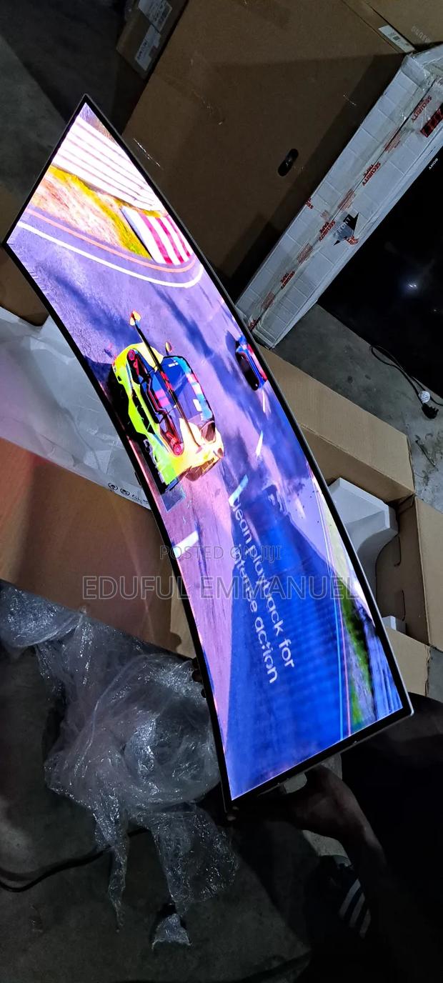 Samsung 49" Odyssey G9 Oled Curved 240hz Gaming Monitor · Photo 5