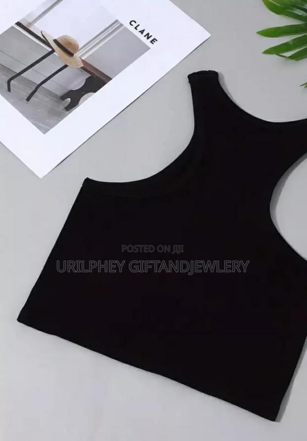 Ladiesbasic Tops · Photo 2