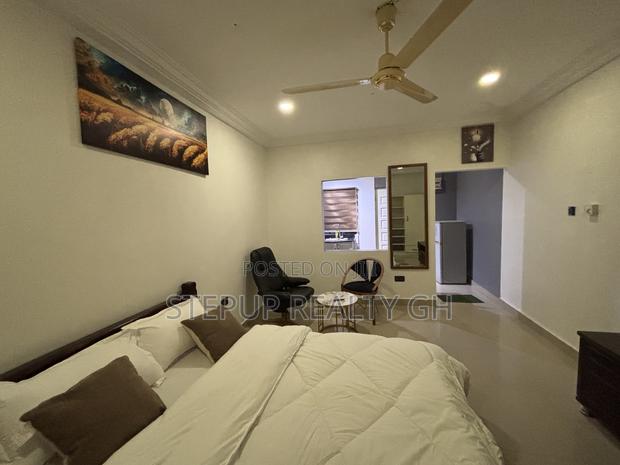Furnished 1bdrm Apartment in Stepup Apartment, East Legon for rent · Photo 3