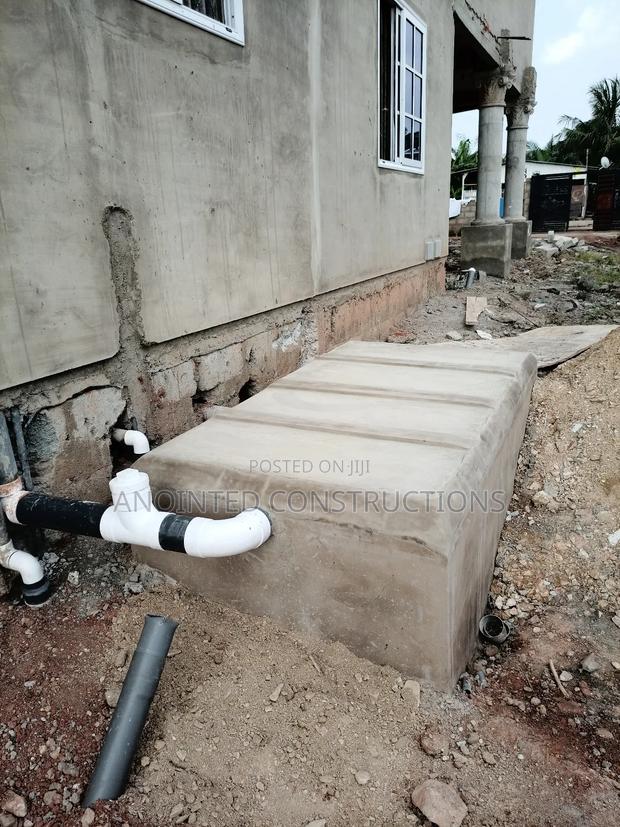 Premium Biofil Toilet · Photo 3