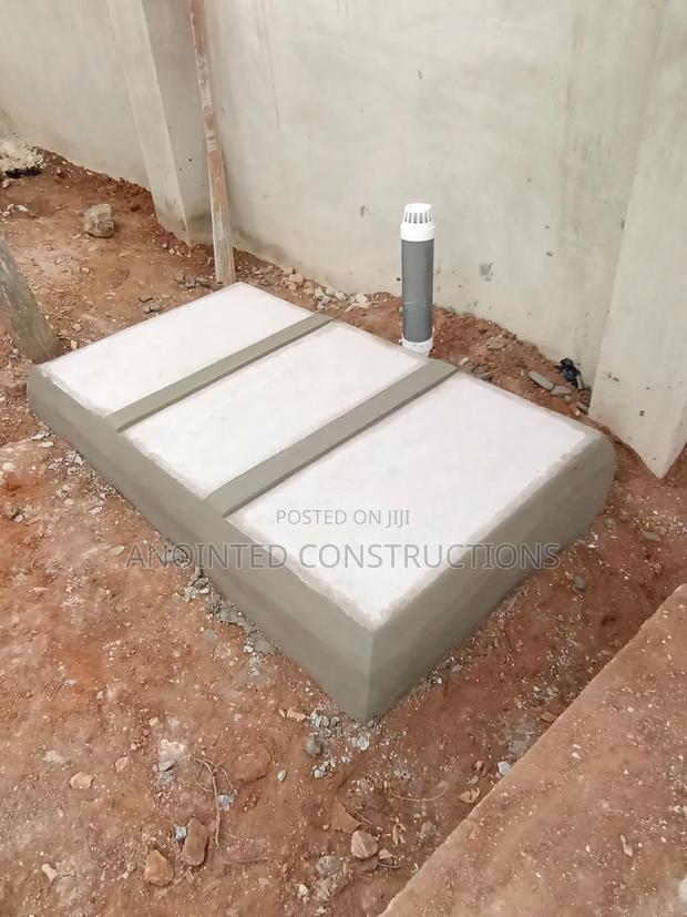 Premium Biofil Toilet · Photo 2