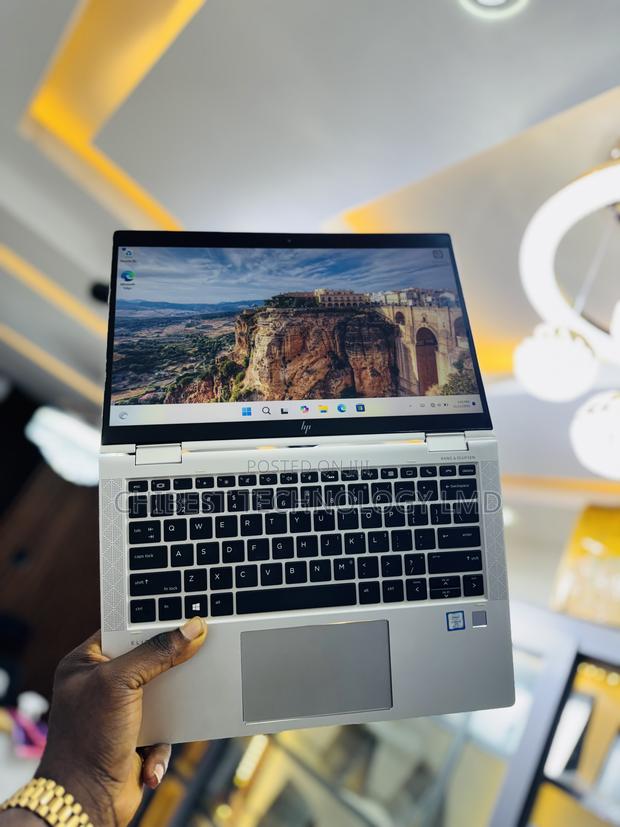 Laptop HP EliteBook X360 1030 G3 8GB Intel Core i5 SSD 256GB · Photo 1